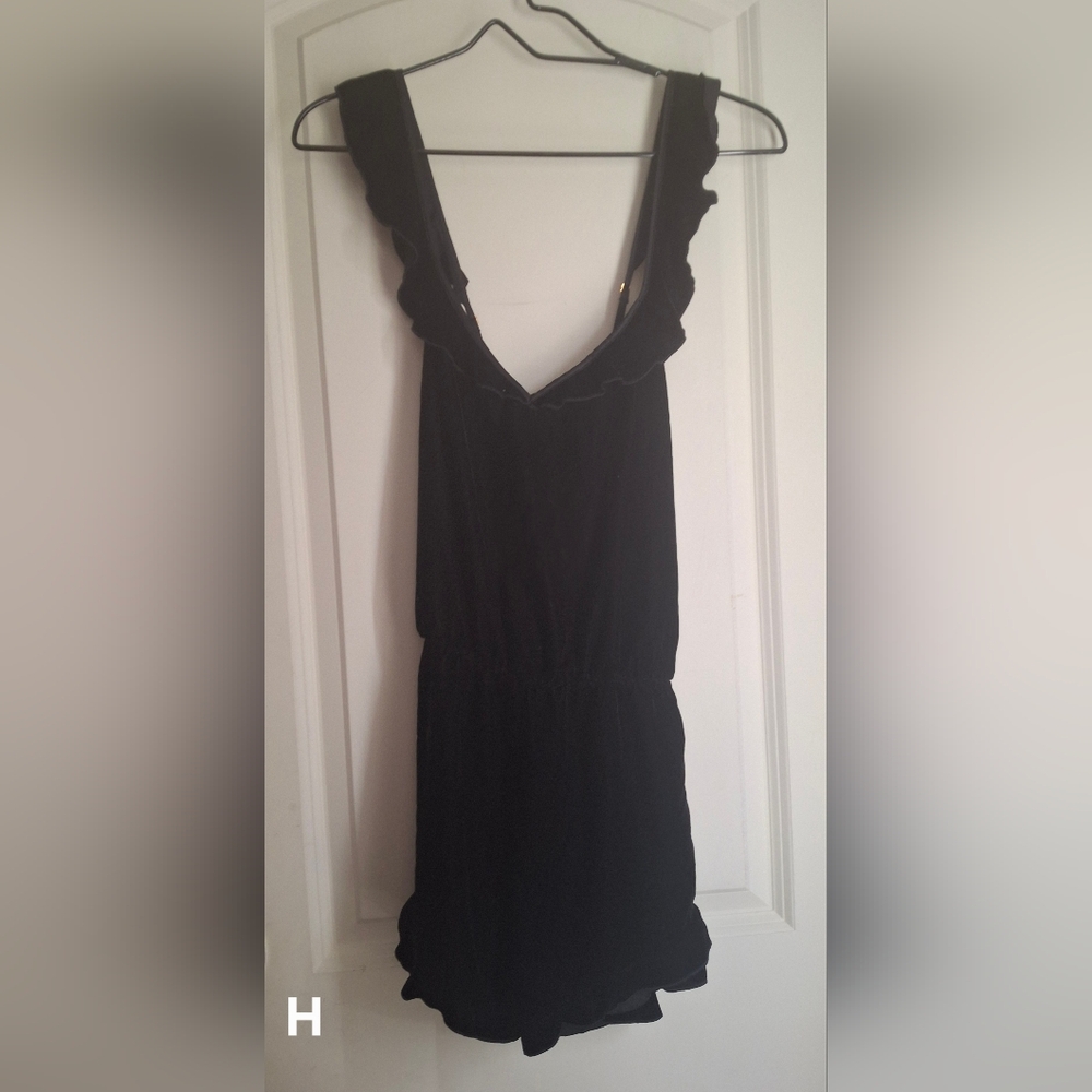 Victoria's Secret Velvet Black Fuffle Jumpsuit Sz S Sleepwear Goth Rave Vamp H17